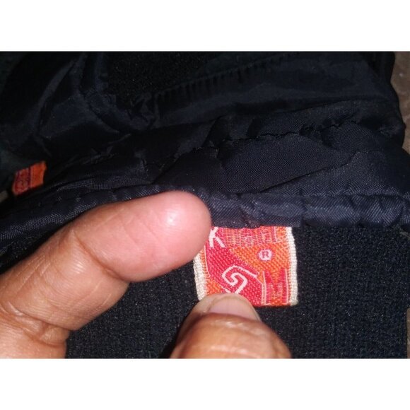 Kombi Snowboarding Gloves Womens Sz M Gore-Tex Black Skiing Mittens suede FLAW - Picture 8 of 9